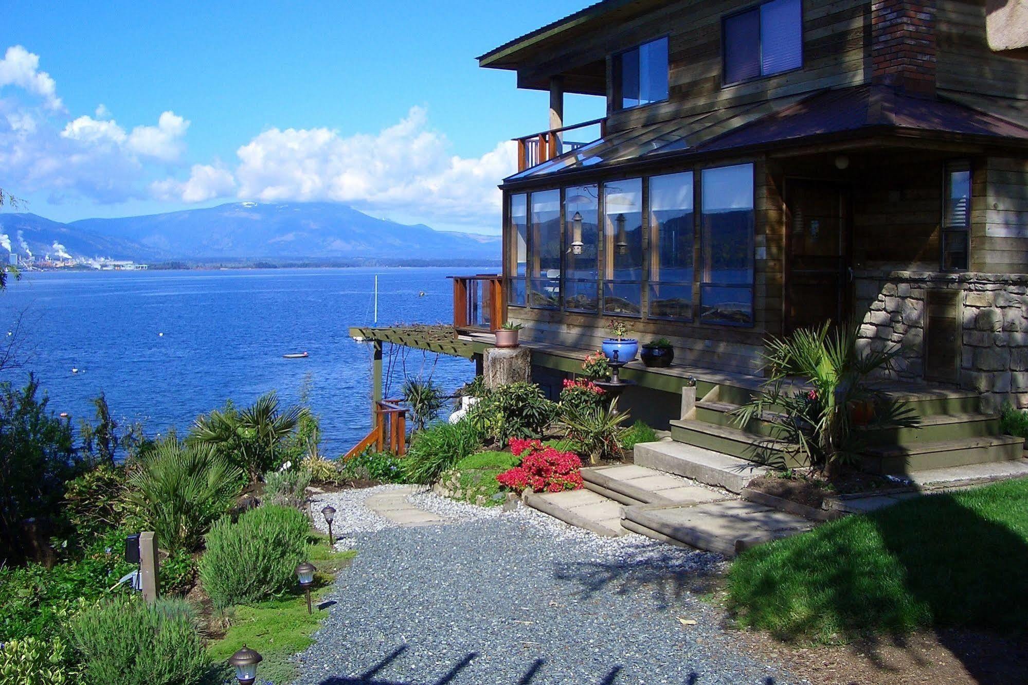 Beachfront At Vesuvius Hotel Ganges Exterior photo